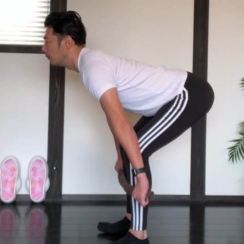 タオルでデッドリフト美脚エクササイズ【#大殿筋 #ハムストリング】