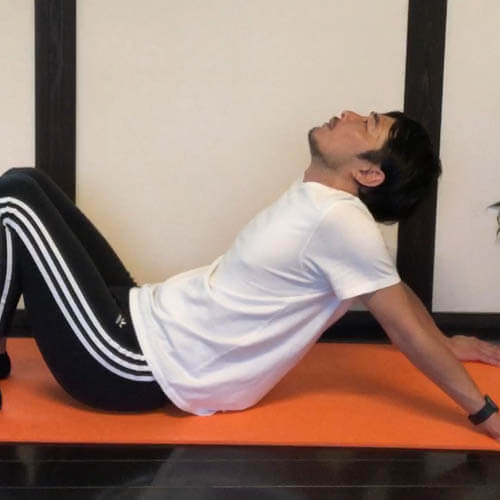 )胸と肩の緊張をほぐすストレッチ｜上腕筋 #上腕二頭筋 #大胸筋 #小胸筋