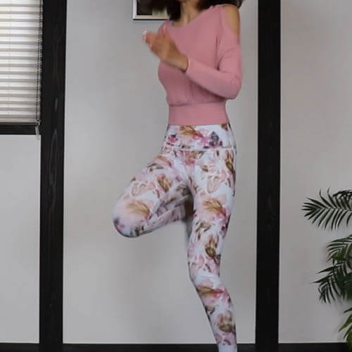 ヒールキック｜かかとをお尻にタッチして脚腰の筋力アップ