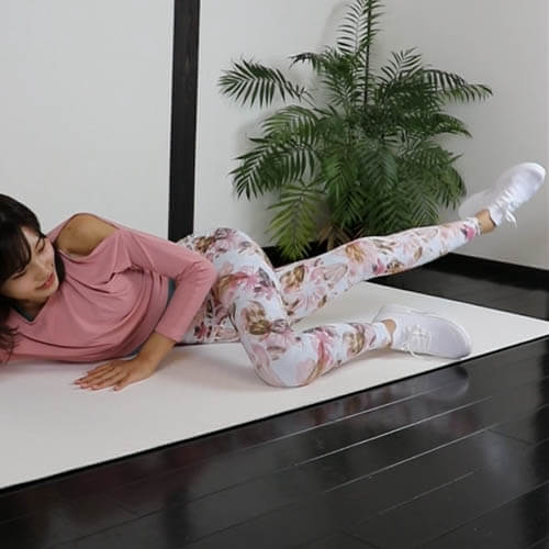 たるんだ内ももを引き締めるアダクション