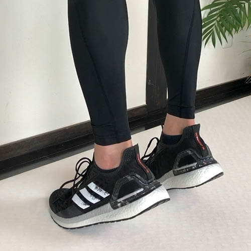 スタンディングカーフレイズ｜ふくらはぎや足首の引き締め