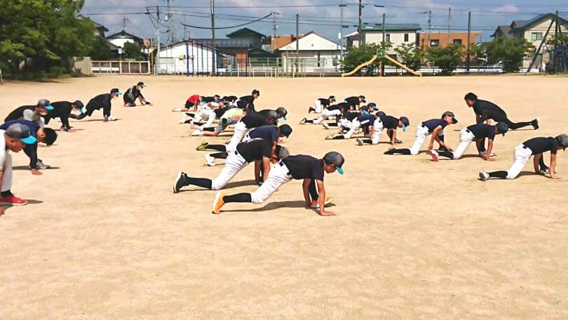 香川県三木町で軟式少年野球チーム「氷上軟式野球スポーツ少年団QITANOストレッチ講習会