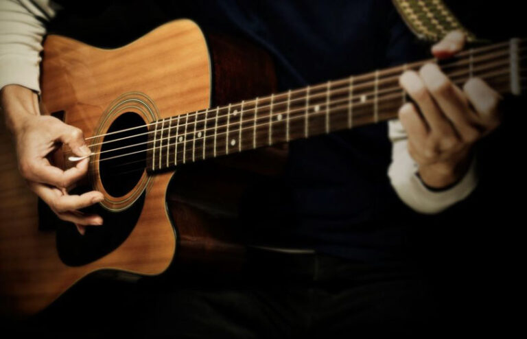 ギター初心者必見！驚くほど指が開くストレッチ法