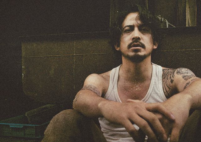 【画像有】岡田准一の筋肉美がすごい！徹底したトレーニングと食生活の秘密