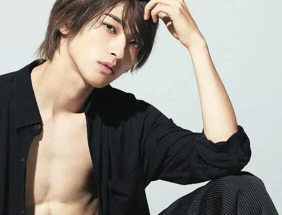 【画像有】横浜流星の筋肉美に迫る！魅力的な筋トレ方法と生活習慣の秘密